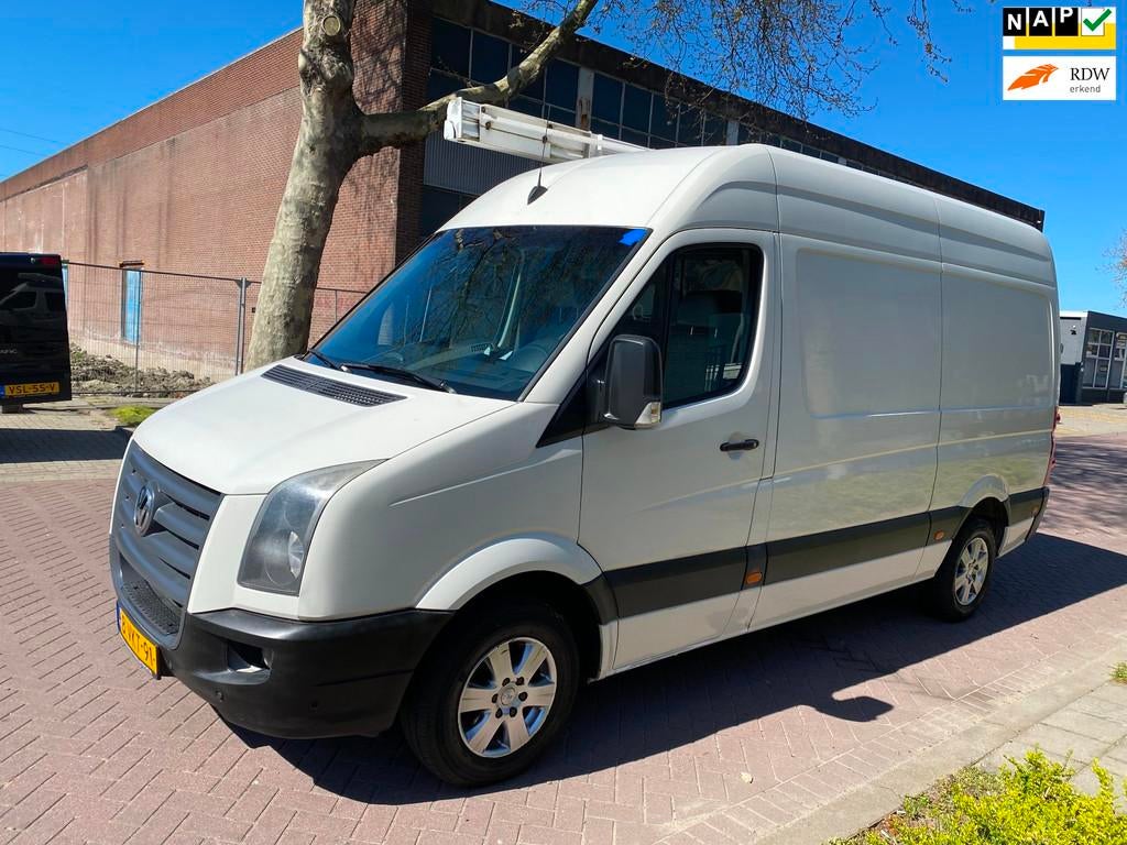 Volkswagen Crafter 28 2.5 TDI L2H2 / 2011 / Airco / PDC / Na, Auto's, Bestelauto's, Euro 5, Gebruikt, Zwart, Volkswagen
