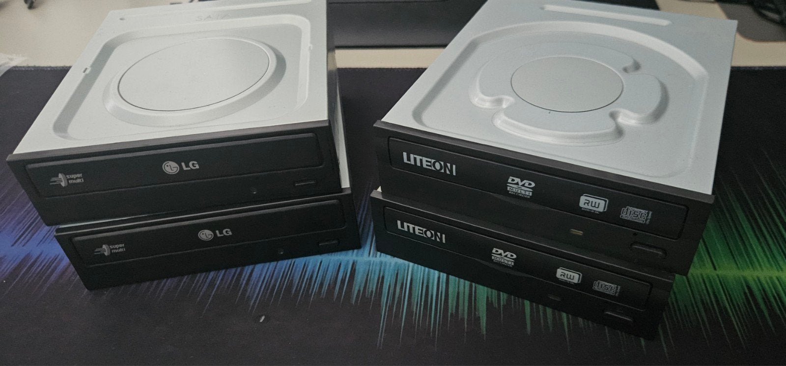 LG en LITE-ON DVD/CD Re-Writer SATA - Interne brander, Ophalen of Verzenden, Dvd, MacOS