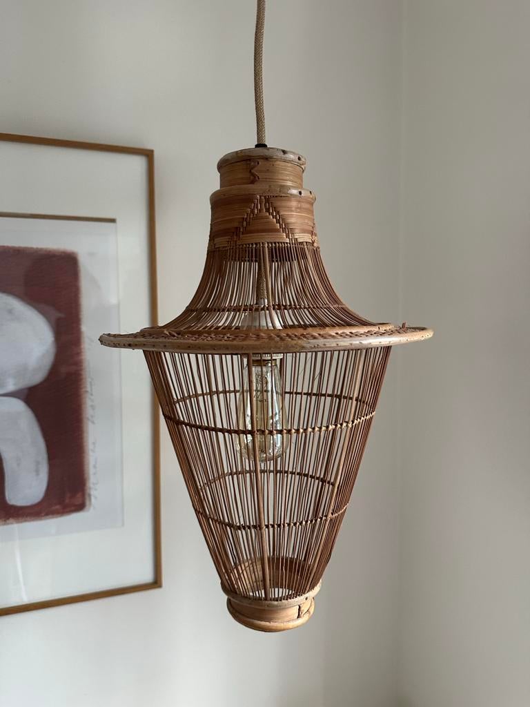 Rotan hanglamp met kooldraad peer - Design & Vintage, Ophalen of Verzenden, Zo goed als nieuw, Overige materialen, 50 tot 75 cm
