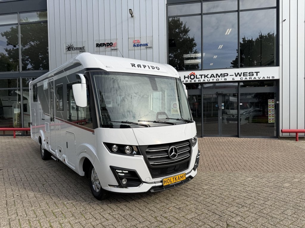 Rapido I 66 M Mercedes uitvoering, Buitenlamp, Bedrijf, Diesel, Rapido