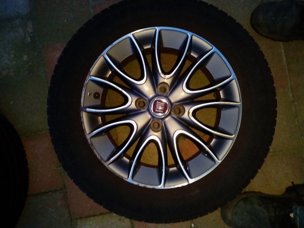 Fiat punto 15" wielen, Ophalen