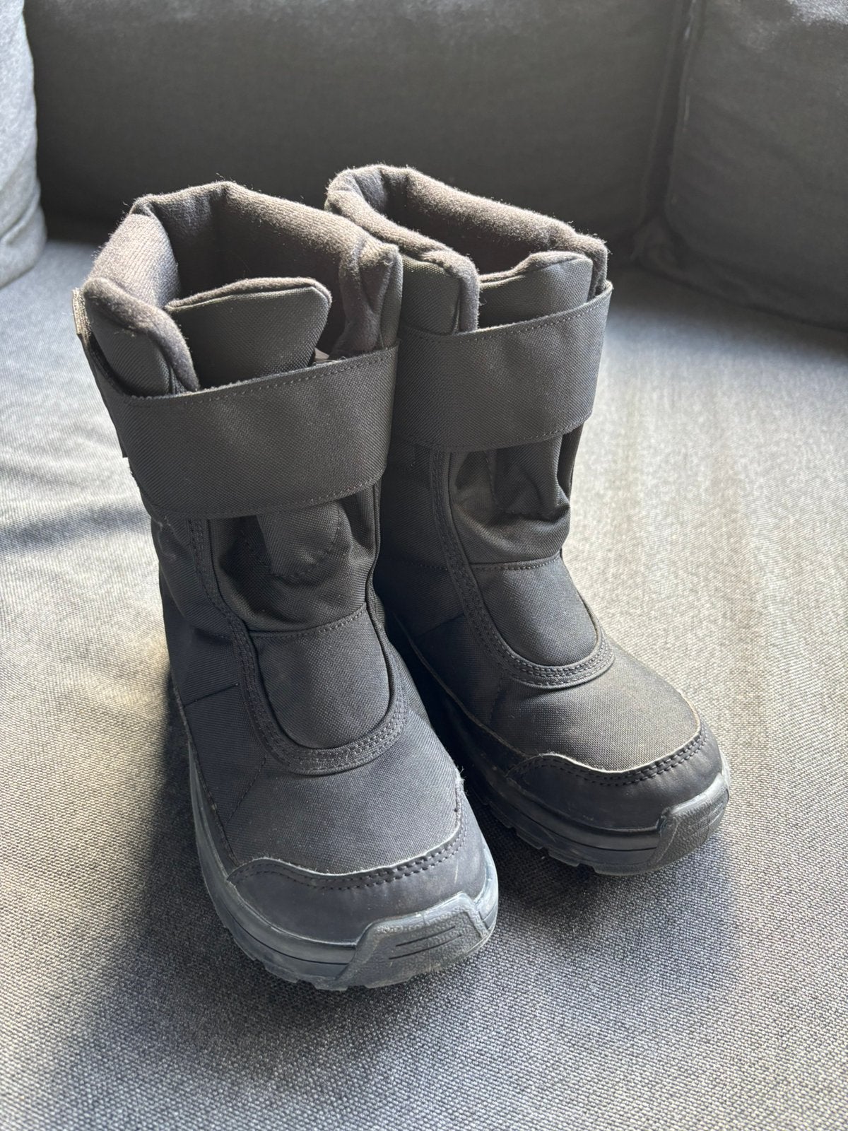 Warme snowboots, zo goed als nieuw., Ophalen, Nieuw, Zwart, Snowboots