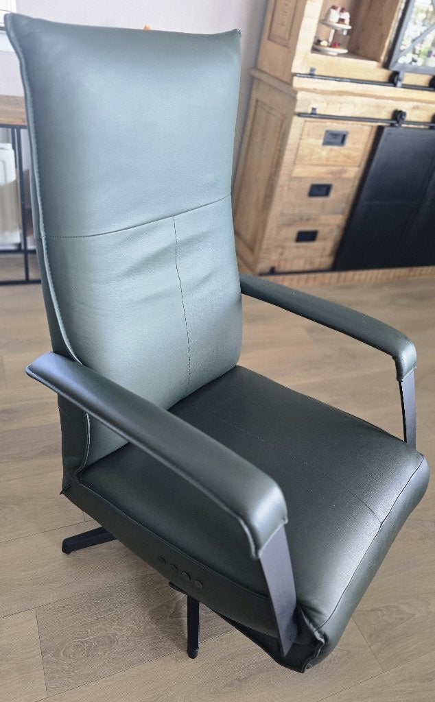relaxstoel met losse hoofdsteun, leer (gekocht bij zitmaxx), Ophalen, Zo goed als nieuw, 50 tot 75 cm, Leer