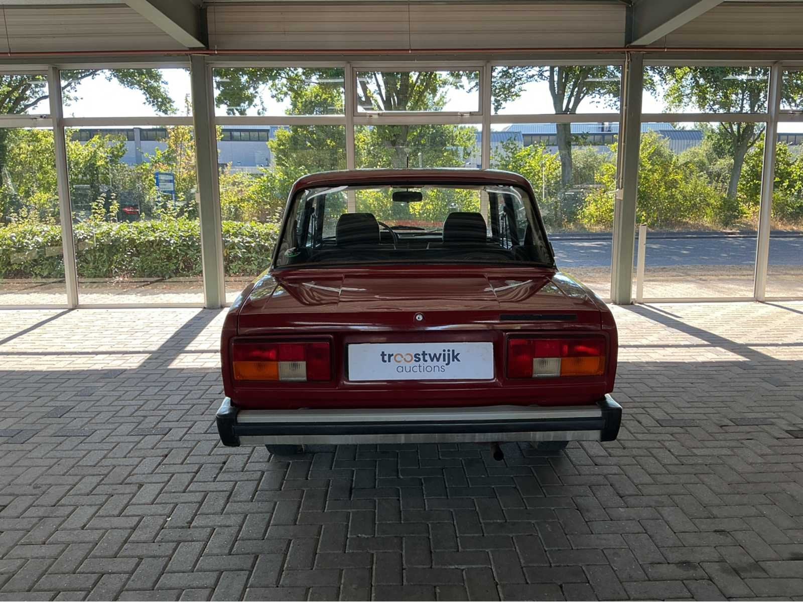 Lada/VAZ 2105. 1.3 motor Benzine Marge Auto 1989, foto 12
