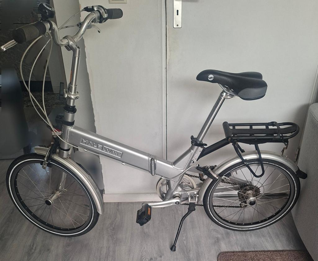Halfway vouwfiets inch 20, Fietsen en Brommers, Fietsen | Vouwfietsen, 20 inch of meer, Versnellingen, Zo goed als nieuw, Totaal opvouwbaar