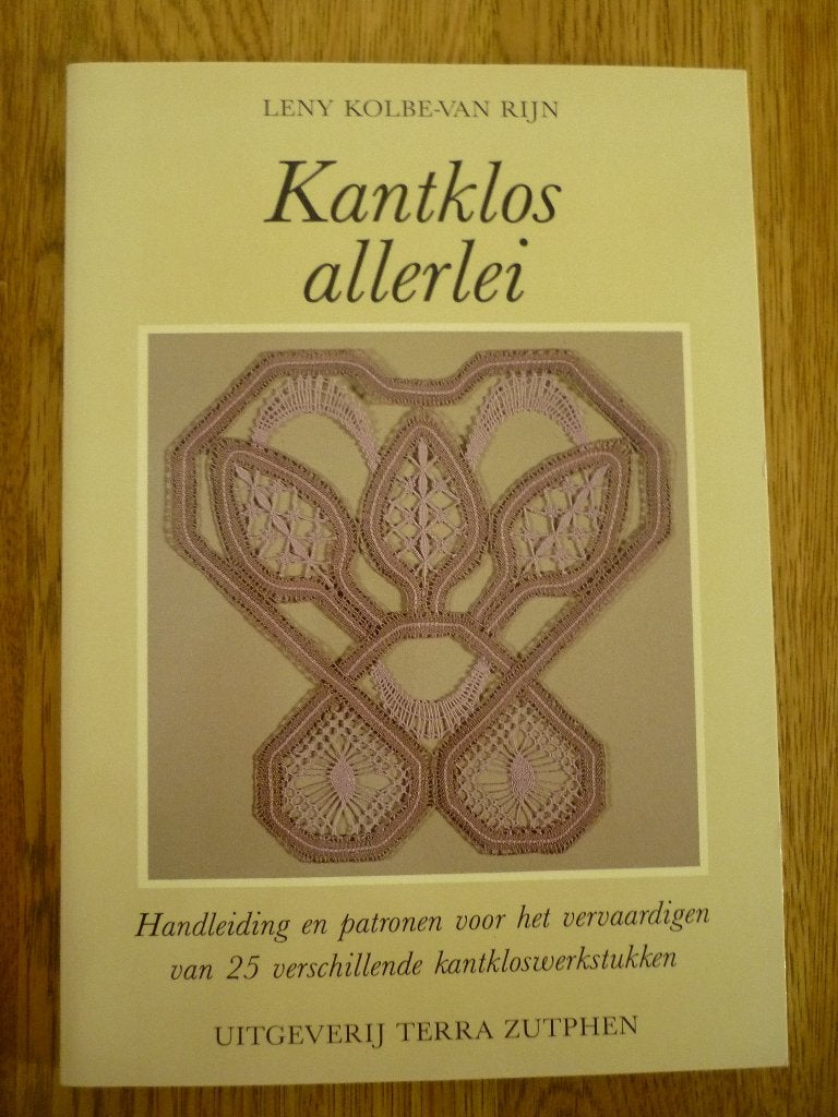 Kantklos allerlei - Leny Kolbe-van Rijn, Ophalen of Verzenden, Zo goed als nieuw, Overige onderwerpen