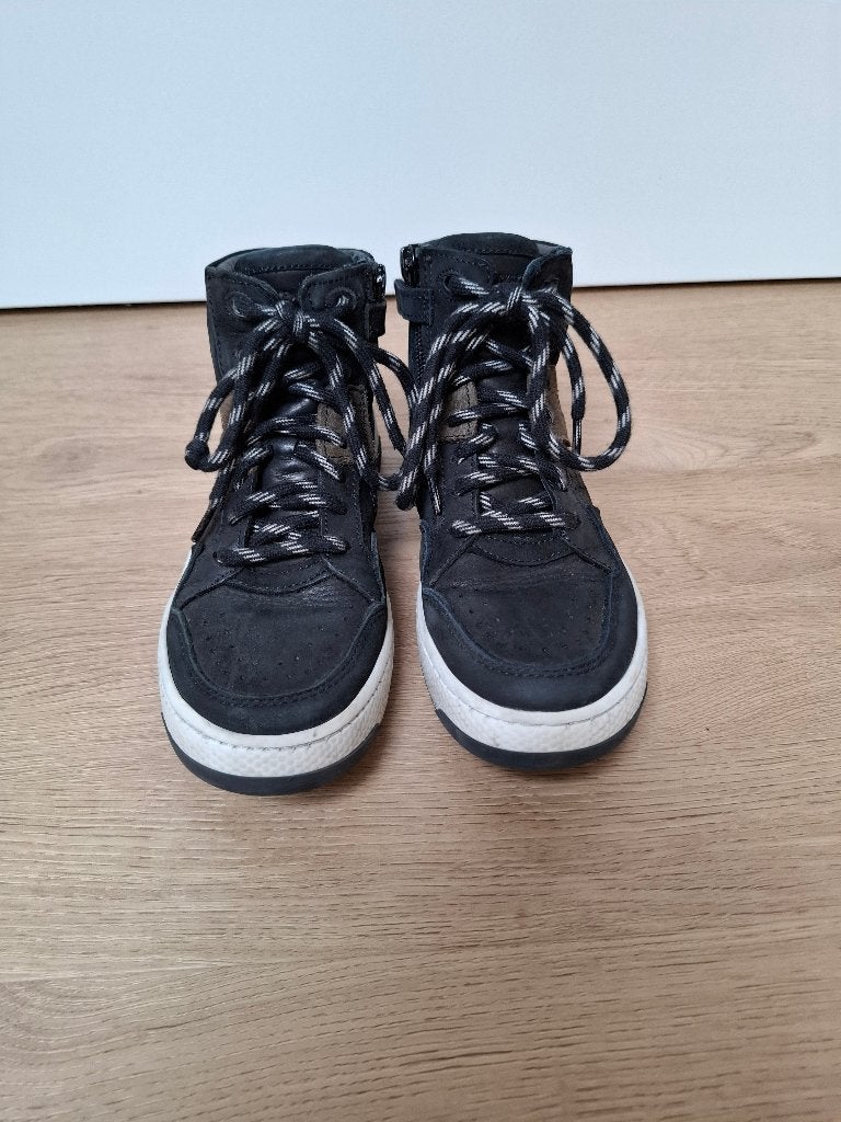 Jongens schoenen Trackstyle mt 33, Gebruikt, Schoenen, Ophalen of Verzenden, Jongen