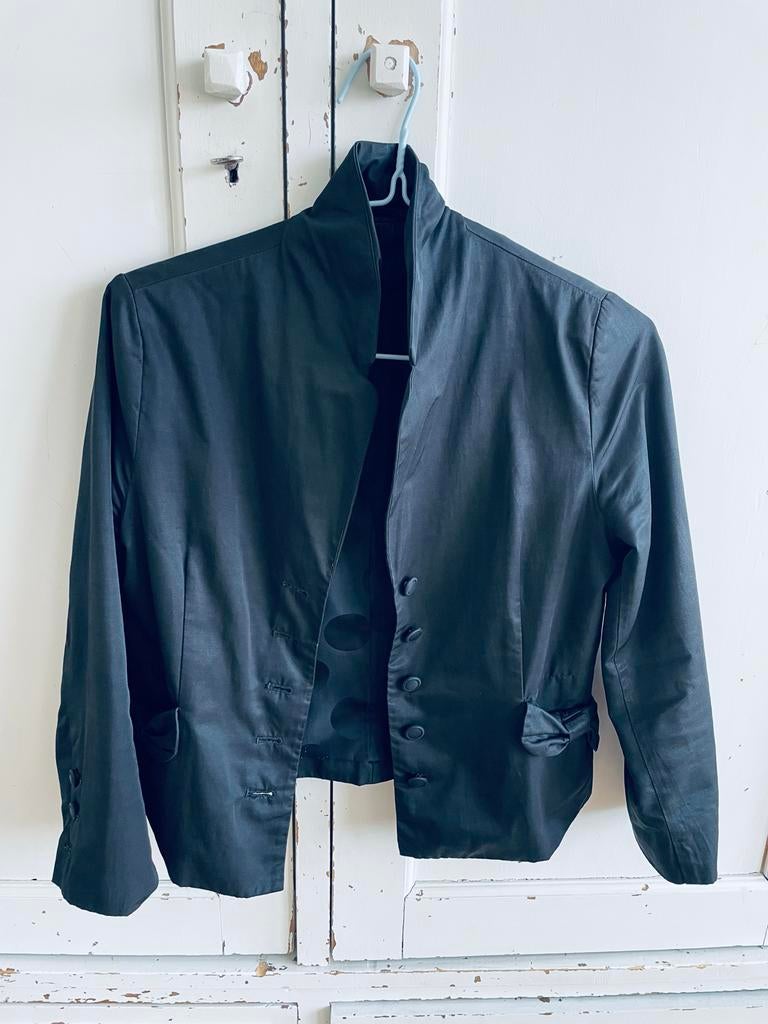 Zwart jasje met mooie details - Maat M, Maat 38/40 (M), Zwart, Ophalen of Verzenden, Jasje