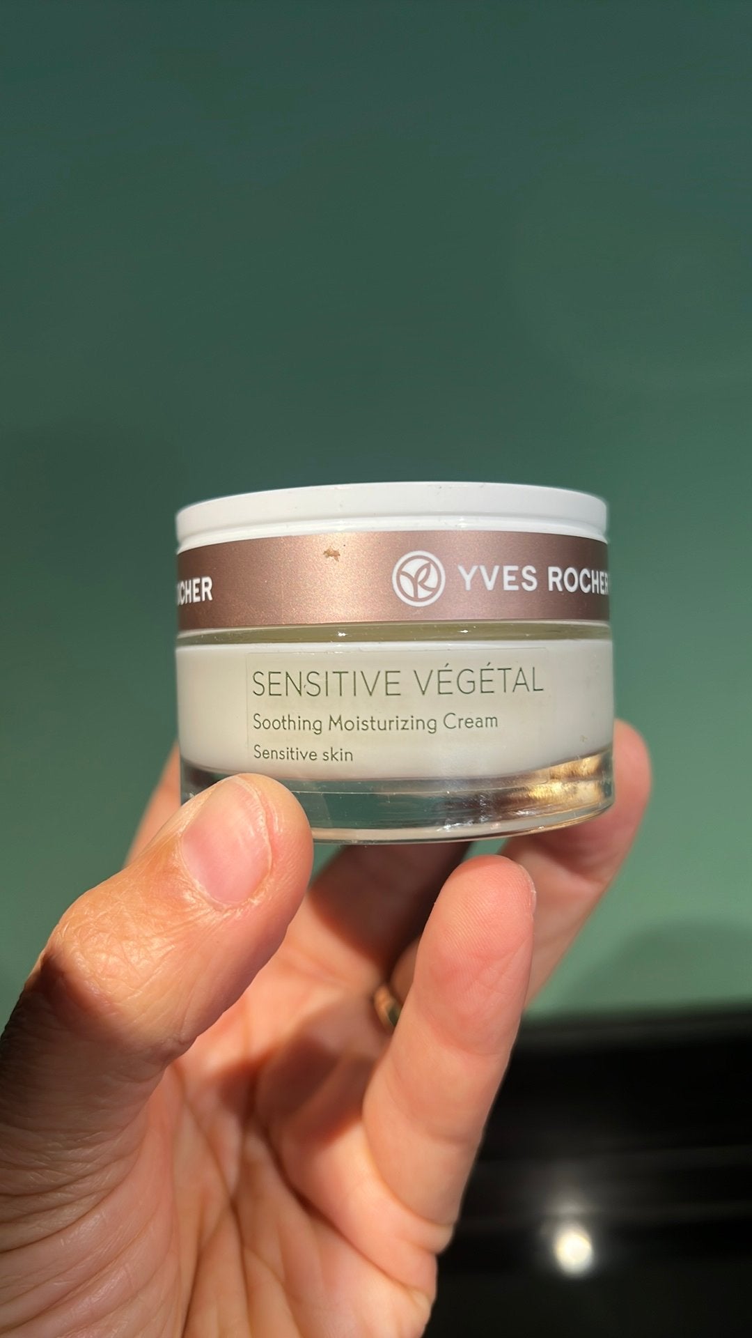 Nieuw! Yves Rocher soothing moisturizing cream, Ophalen of Verzenden, Zo goed als nieuw, Gehele gezicht