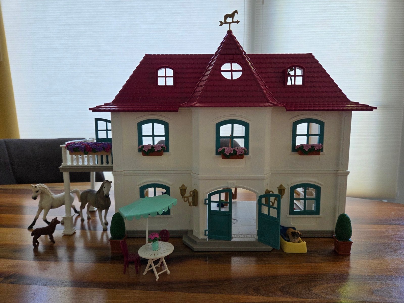 Schleich Paardenhuis met accessoires en figuren, Ophalen, Zo goed als nieuw, Jongen of Meisje