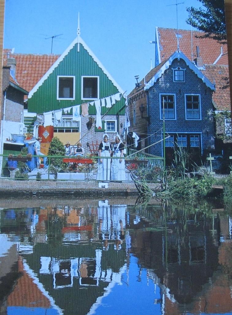 Meisjes in Volendams kostuum - nieuw, Verzenden, 1980 tot heden, Ongelopen, Klederdracht