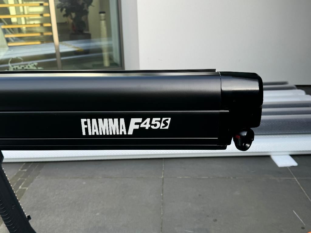 Nieuwe Fiamma Luifel - F45 - 450 - Deep Black, Ophalen, Nieuw
