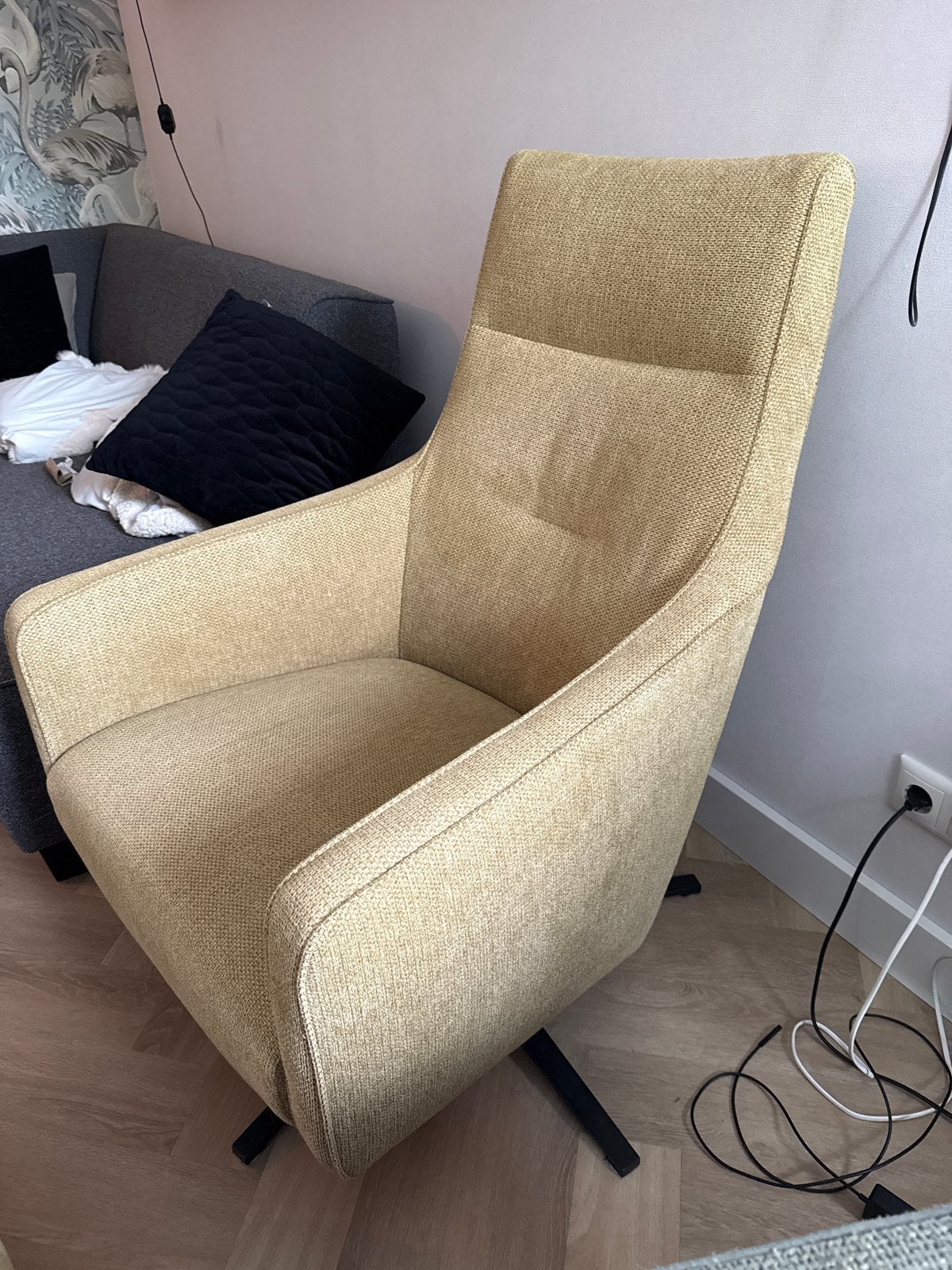 Montel Bliss Draaifauteuil met Hocker, Ophalen, Gebruikt, Stof, 75 tot 100 cm