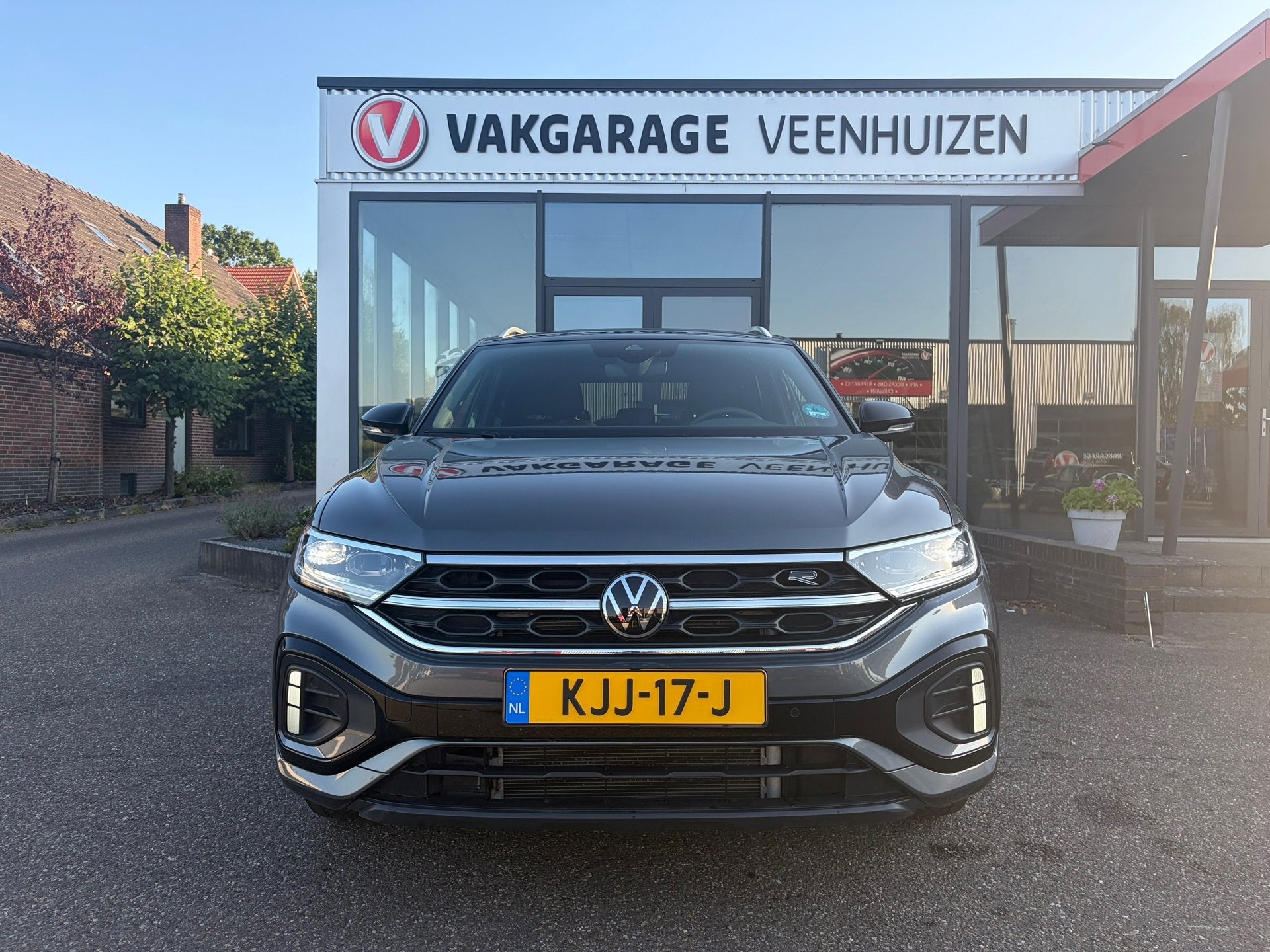 Volkswagen T-ROC 1.5 TSI R-Line Edition|Rijklaar prijs|Trekh, Auto's, Volkswagen, 12 maanden, 4 cilinders, Alcantara, Automatische klimaatregeling