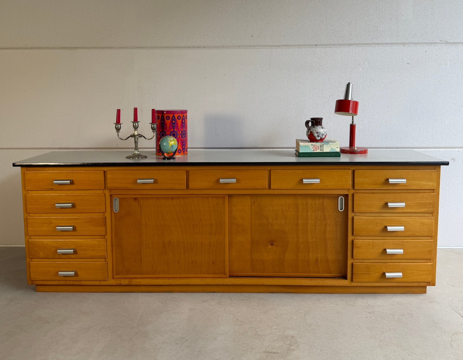 Industrieel vintage dressoir schoolkast, ., Ophalen of Verzenden, Zo goed als nieuw, .