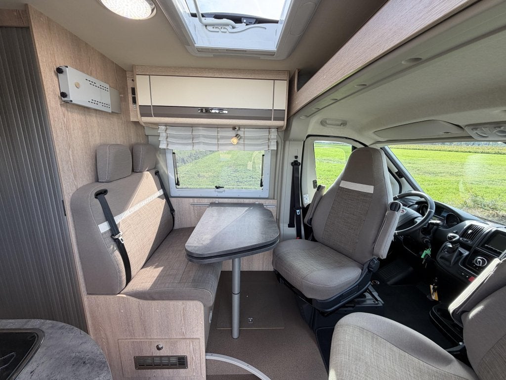 Pössl Summit Plus 600, Omvormer, Fietsdrager, Zonne, Automaat, Koelkast, Buscamper of Camperbus, Fiat