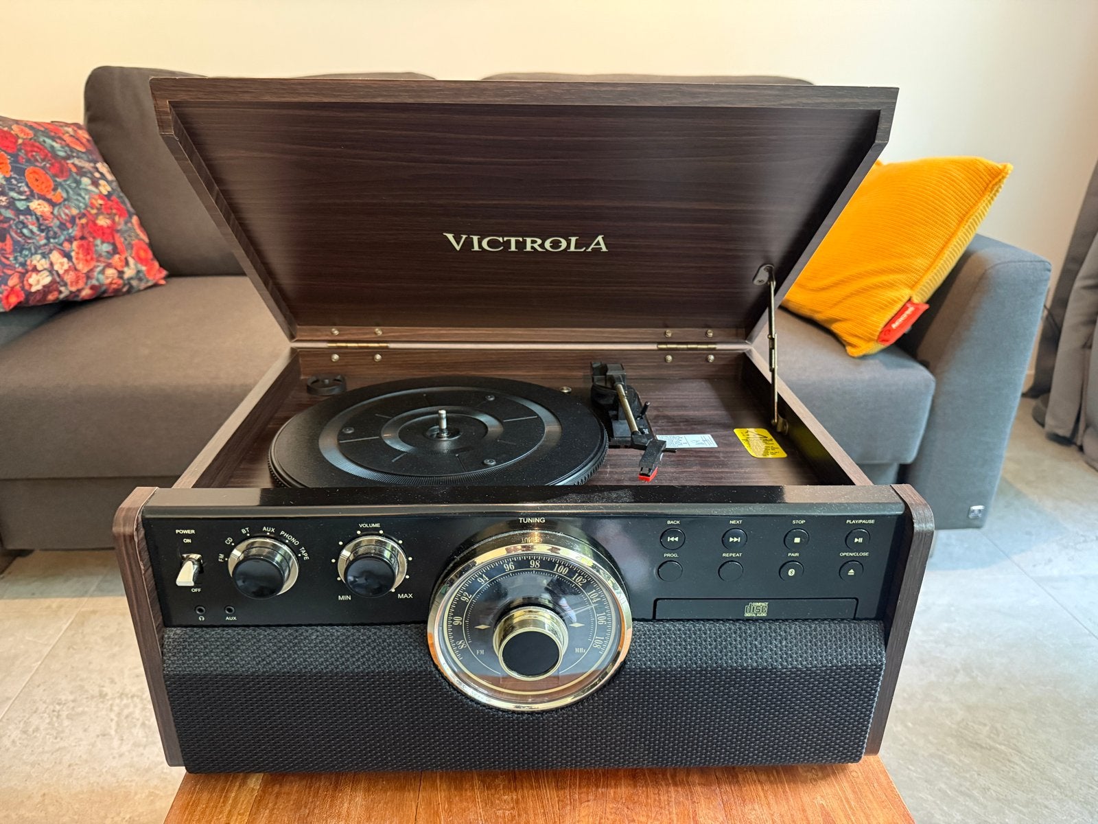 Victrola 6 in 1 Platenspeler met CD, Radio en Bluetooth, Automatisch, Zo goed als nieuw, Platenspeler, Ophalen