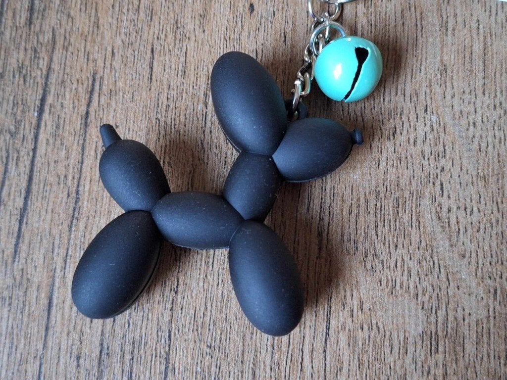 Sleutelhanger : Ballon Hond : Zwart met belletje !!, Info@keycharms.nl, Overige typen, Nieuw, Medemblik