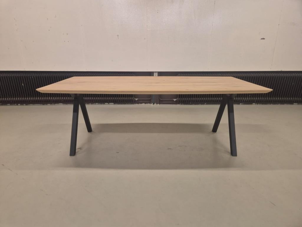 50% SHOWROOM OUTLET - Montel Madison - Eetkamertafel -, Laan der Techniek 21, Veenendaal, 100 tot 150 cm, Ophalen of Verzenden