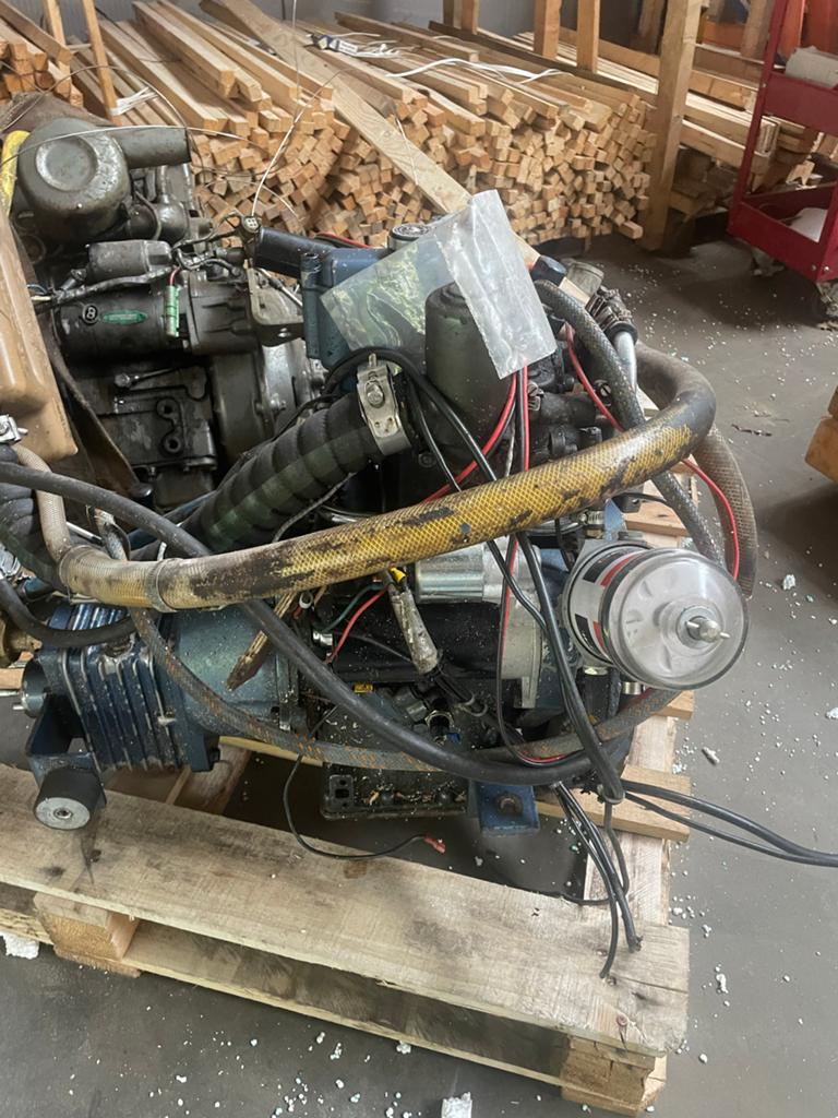 Diverse bootmotoren - werking onbekend, Watersport en Boten, Buiten- en Binnenboordmotoren, Ophalen, Gebruikt, Binnenboordmotor