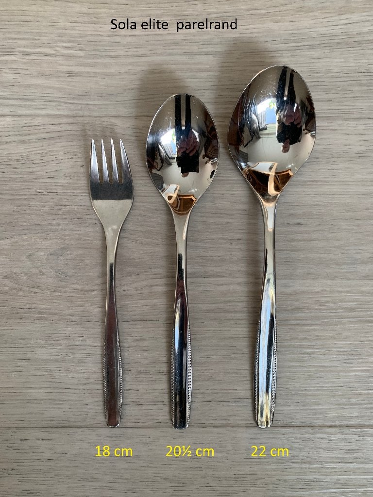Sola elite romantica parelrand, groentelepel, lepel en vork, Huis en Inrichting, Ophalen of Verzenden, Sola, Rvs of Chroom