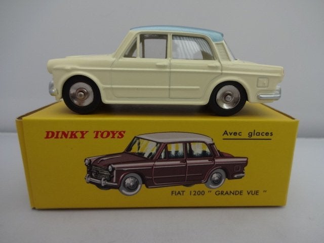 Fiat 1200 Grande Vue Crème nr: 531 van Dinky Toys 1:43, Hobby en Vrije tijd, Modelauto's | 1:43, Ophalen of Verzenden, Nieuw, Auto