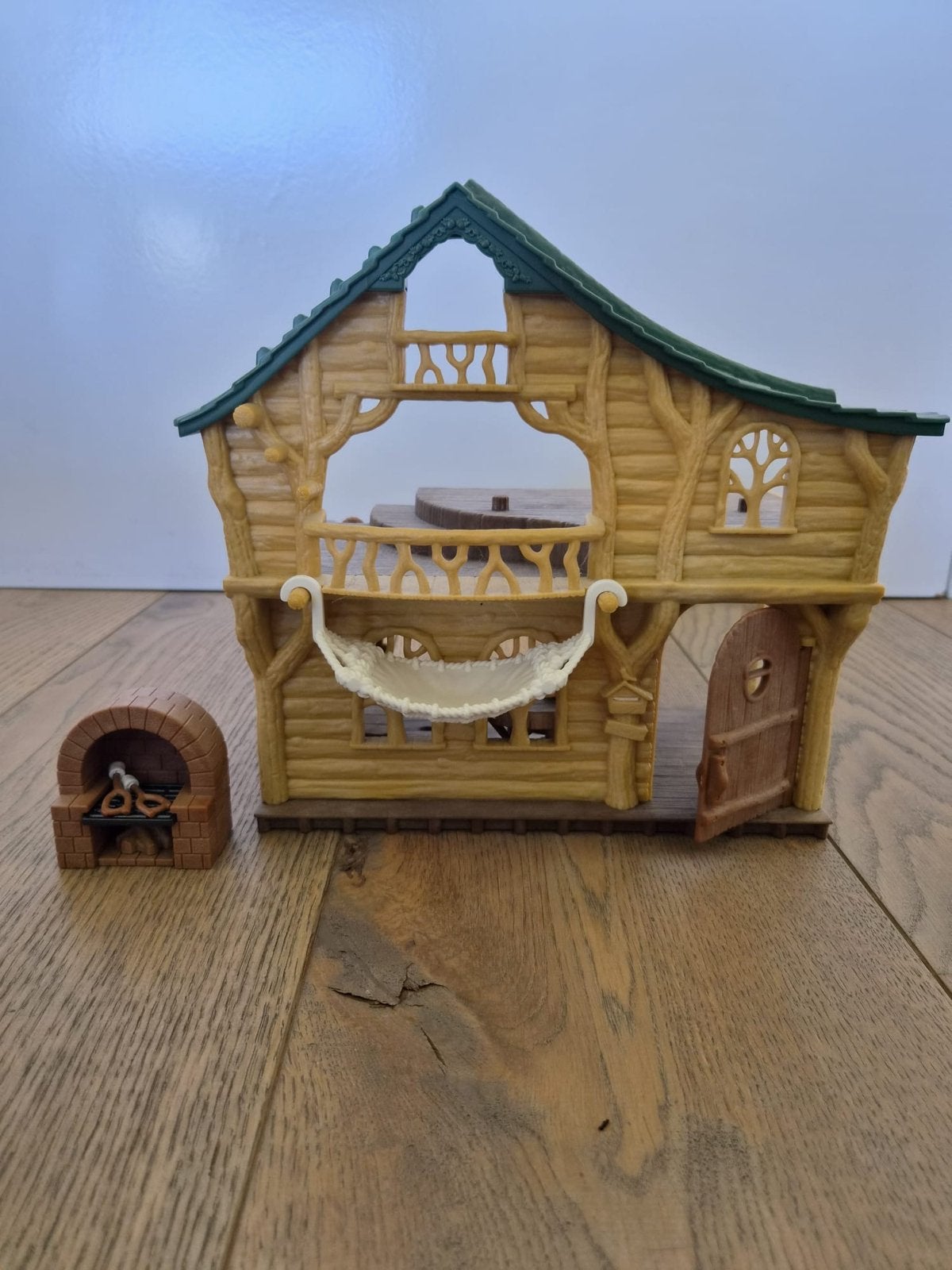 Sylvanian Families Boomhut met poppetjes, Ophalen, Gebruikt, Jongen of Meisje