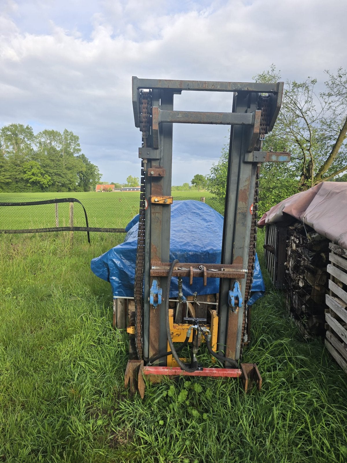 HCN Hefmast voor montage aan de tractor, Ophalen