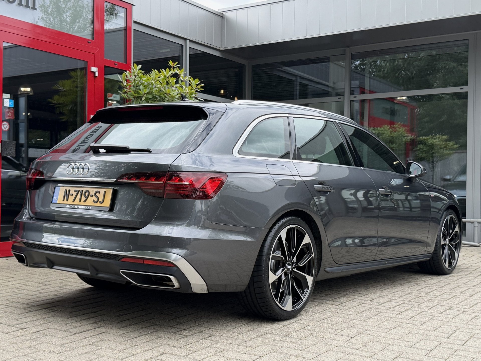 Audi A4 Avant 35 TFSI AUT. *!* 2x S-LINE *!* VIRTUAL/ LED/ 1, Gebruikt, Euro 6, 4 cilinders, Origineel Nederlands