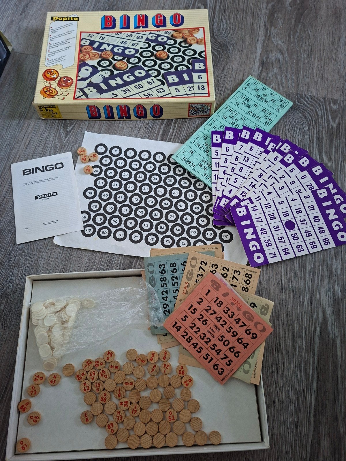 Vintage Bingo Spel van Papita - Compleet en in Goede Staat, Vijf spelers of meer, Ophalen of Verzenden, Gebruikt, Papita