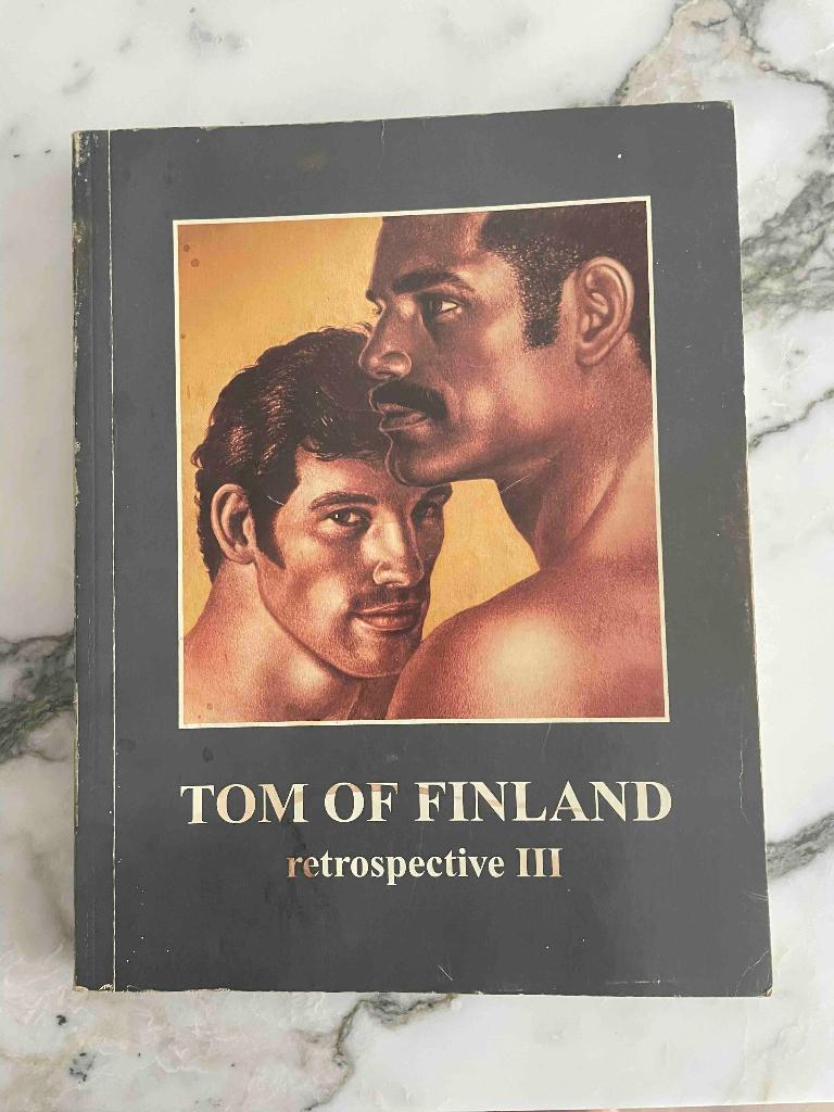 Tom of Finland: Retrospective III (Series on Artist No 3), Gelezen, Touko Laaksonen (aka Tom of Finland), Fotografie algemeen