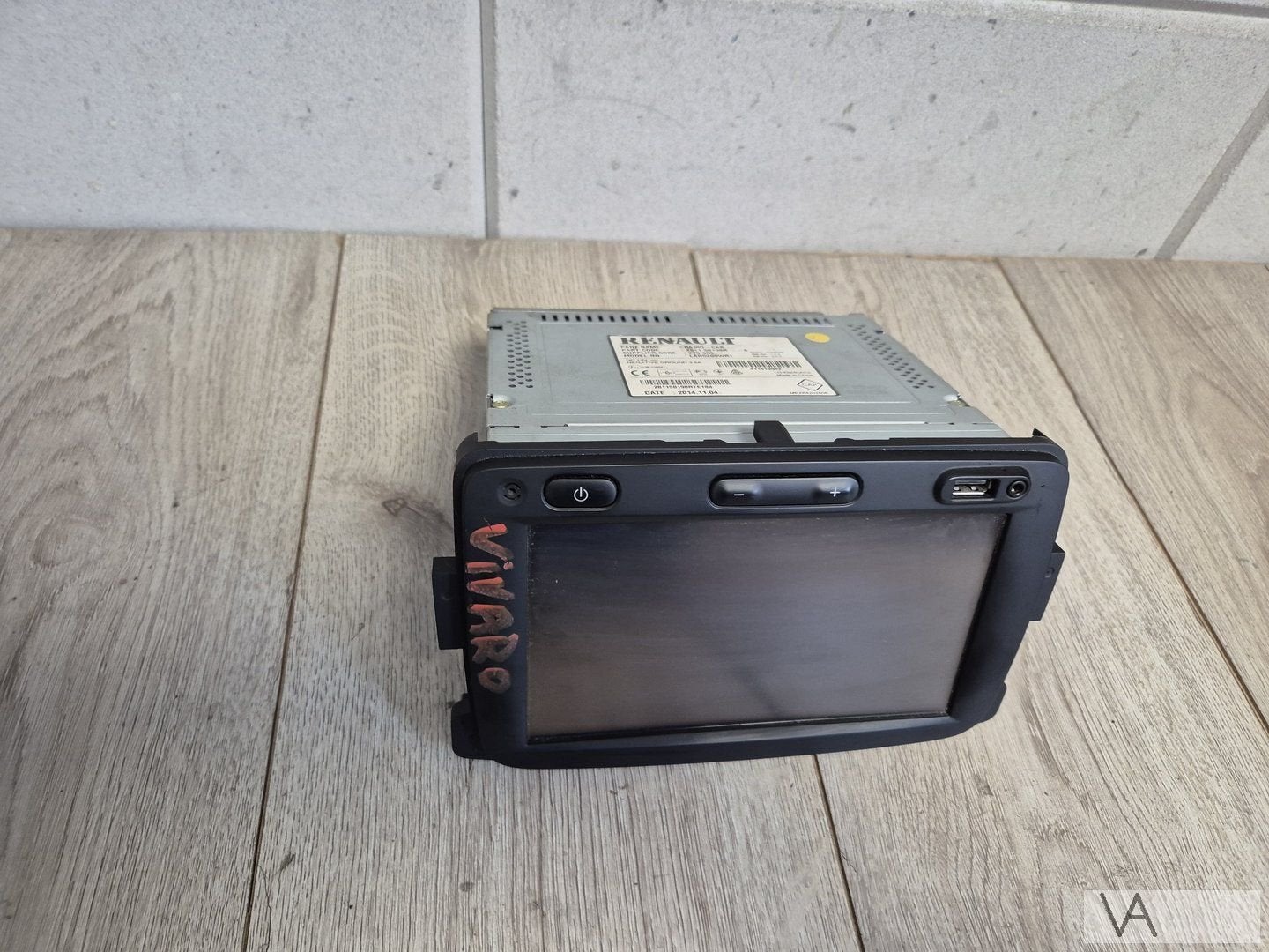 Renault Trafic / Opel Vivaro 2013 -2020 radio navigatie €150, Auto-onderdelen, Dashboard en Schakelaars, Gebruikt, -, Renault