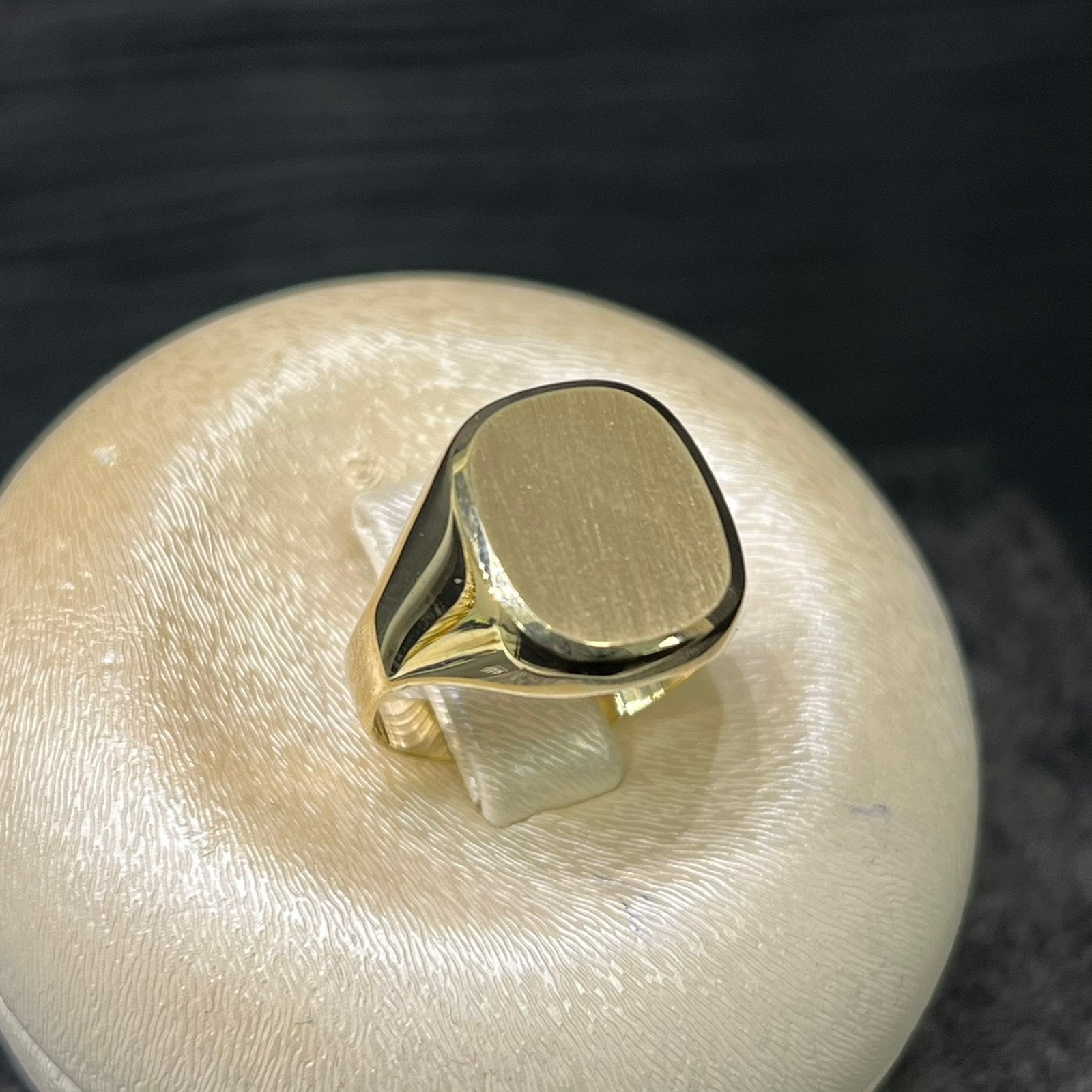 14 karaat gouden zegelring ring heren, Ophalen of Verzenden, Zo goed als nieuw, Goud, Dame