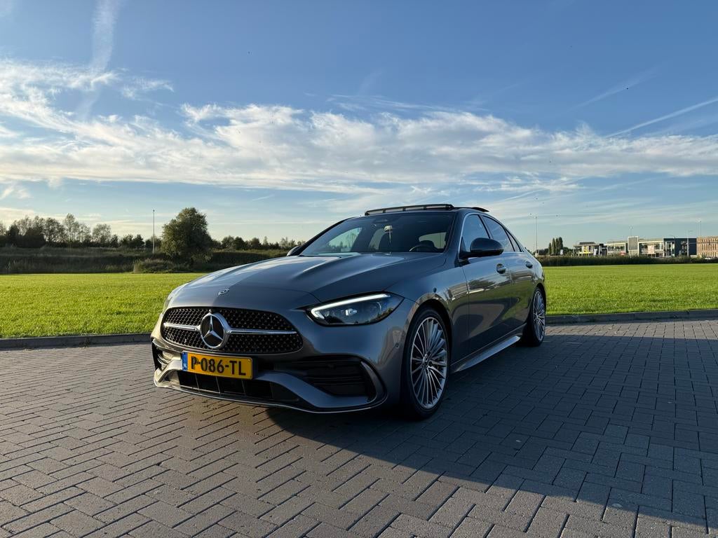 Mercedes-Benz C200 - PANO-CAM-BURM-MEM-HUD-STOELVER-DIGITAL, Auto's, Mercedes-Benz, Automaat, 1800 kg, 4 cilinders, Origineel Nederlands