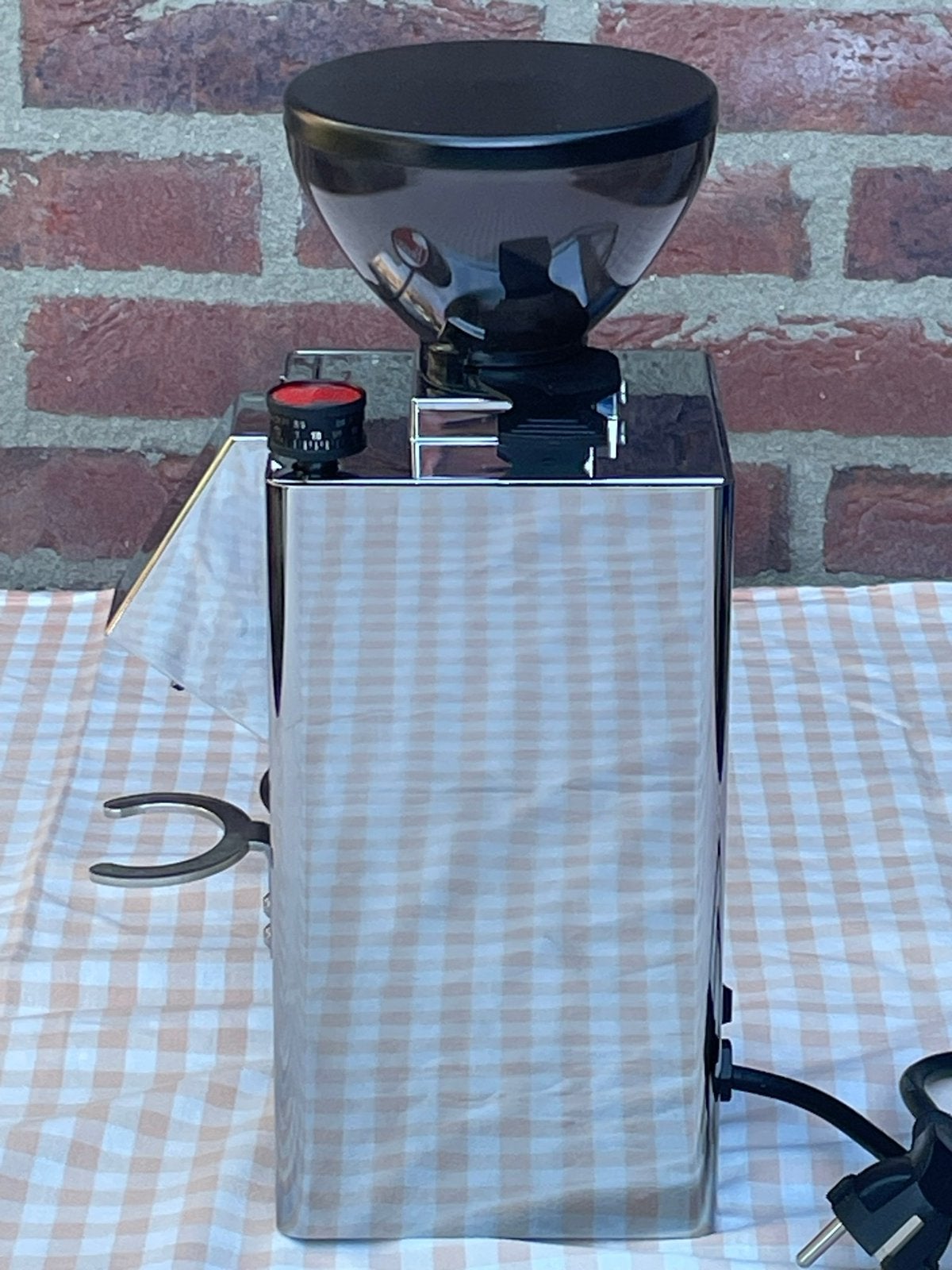 Foto 4 van Te koop: Z.g.a.n. La Pavoni New Kube Mill bonenmaler.