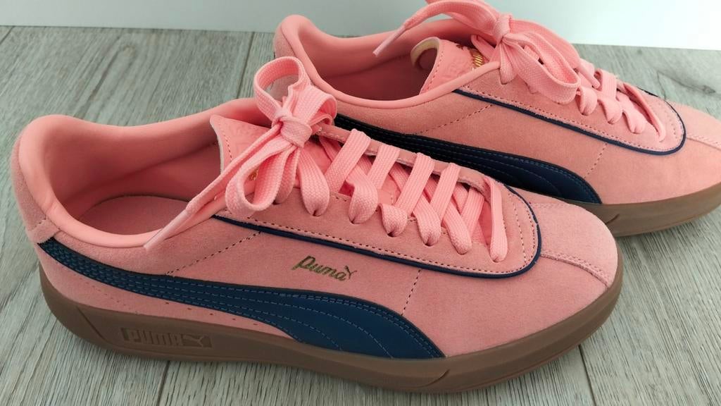 Nieuwe Puma sneakers maat 39 - Roze/oranje met blauw detail, Puma, Nieuw, Ophalen of Verzenden, Sneakers of Gympen
