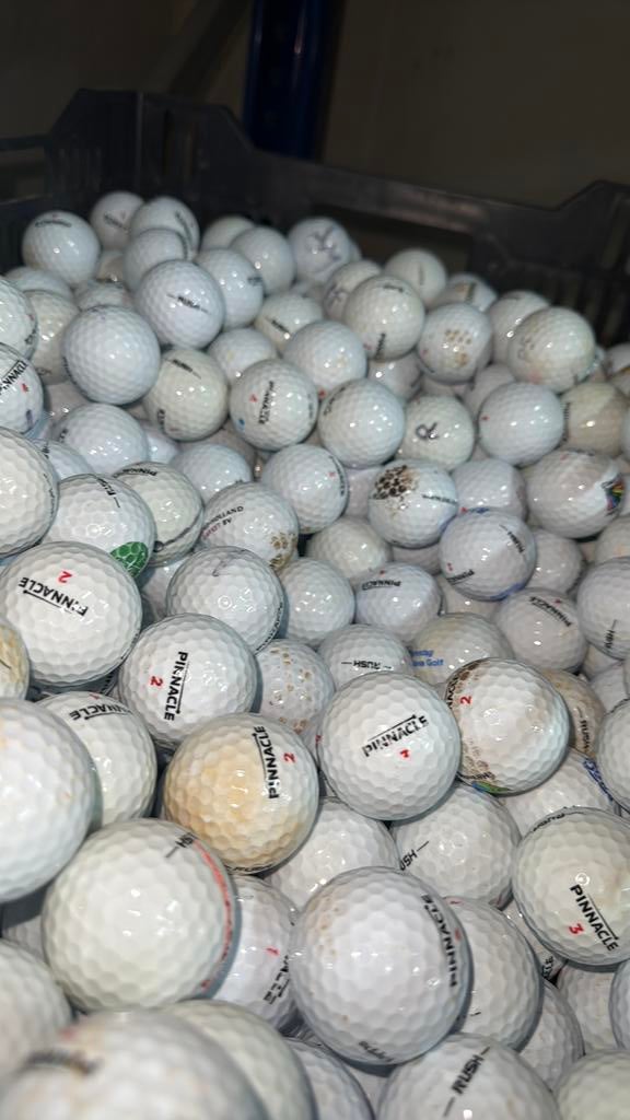 Pinnacle rush golfballen 100 stuks, Ophalen of Verzenden, Zo goed als nieuw, Bal(len)