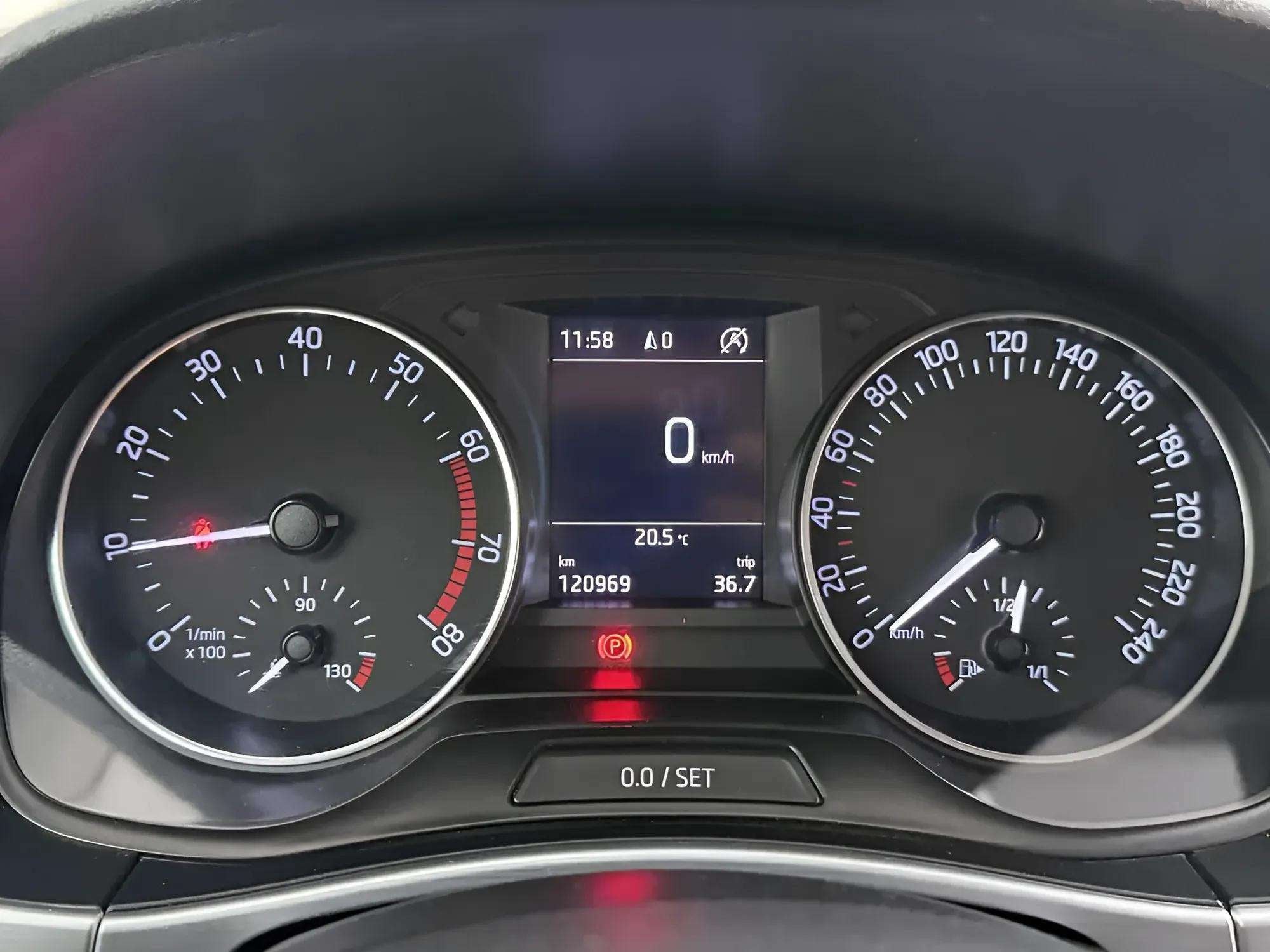 Skoda Fabia Combi 1.0 TSI Drive, Keurmerk '100% Onderhouden', 12 maanden, Euro 6, 95 pk