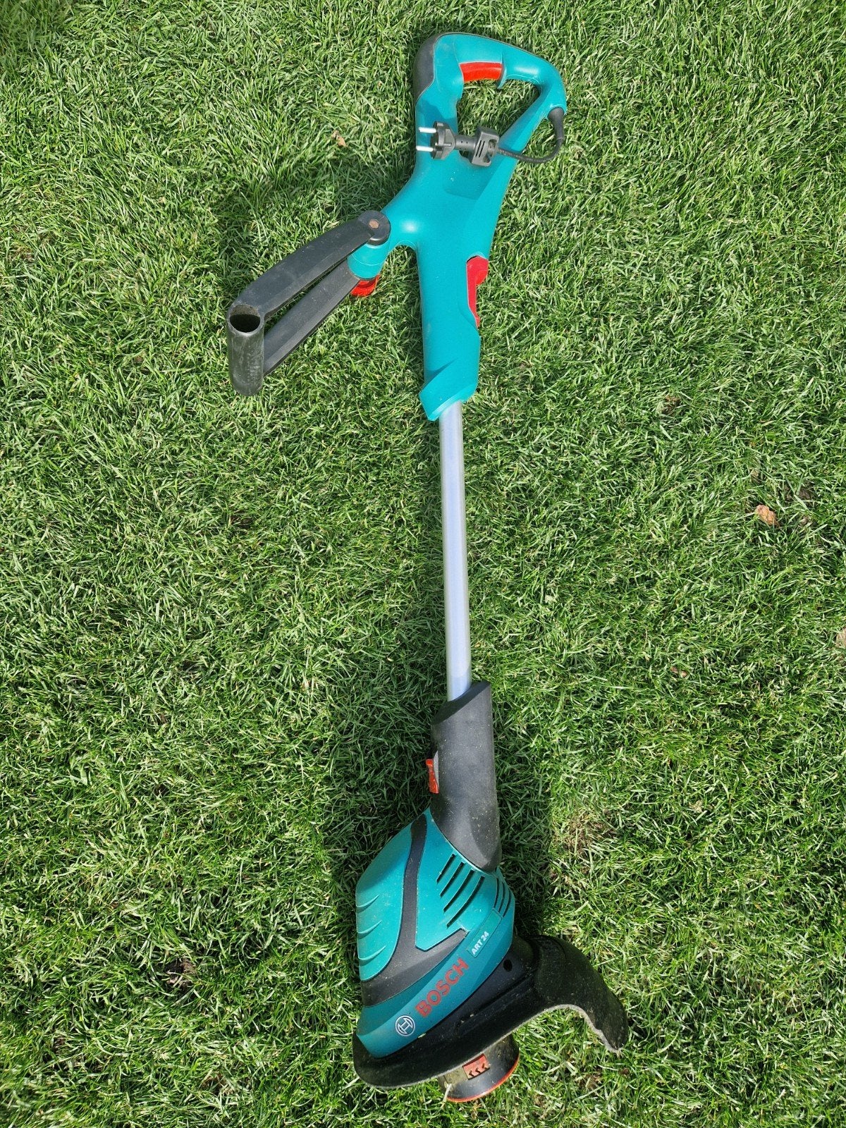 Bosch elektrische grastrimmer, Ophalen, Gebruikt, Elektrische grasmaaier, Bosch