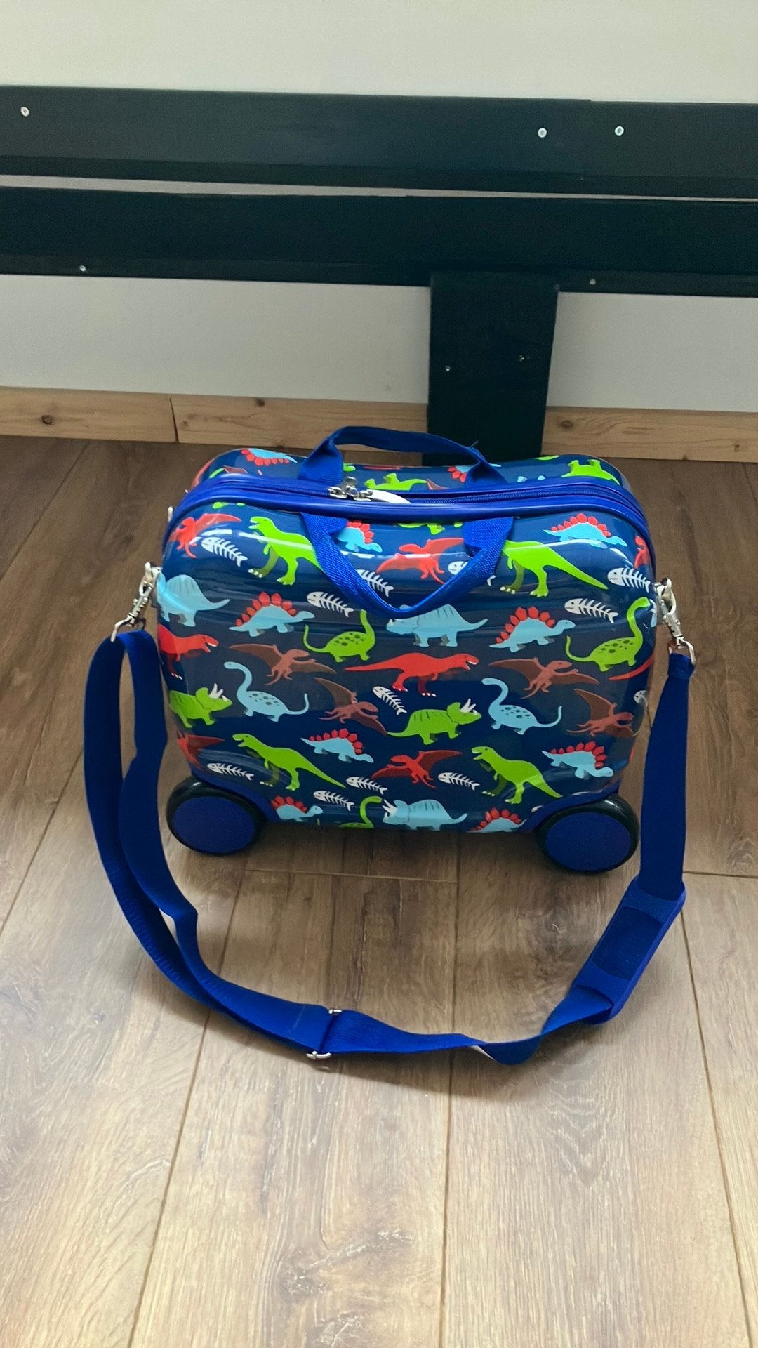 Kinderkoffer / koffer / koffertje jongens dino’s, Wieltjes, Hard kunststof, Minder dan 50 cm, Ophalen of Verzenden