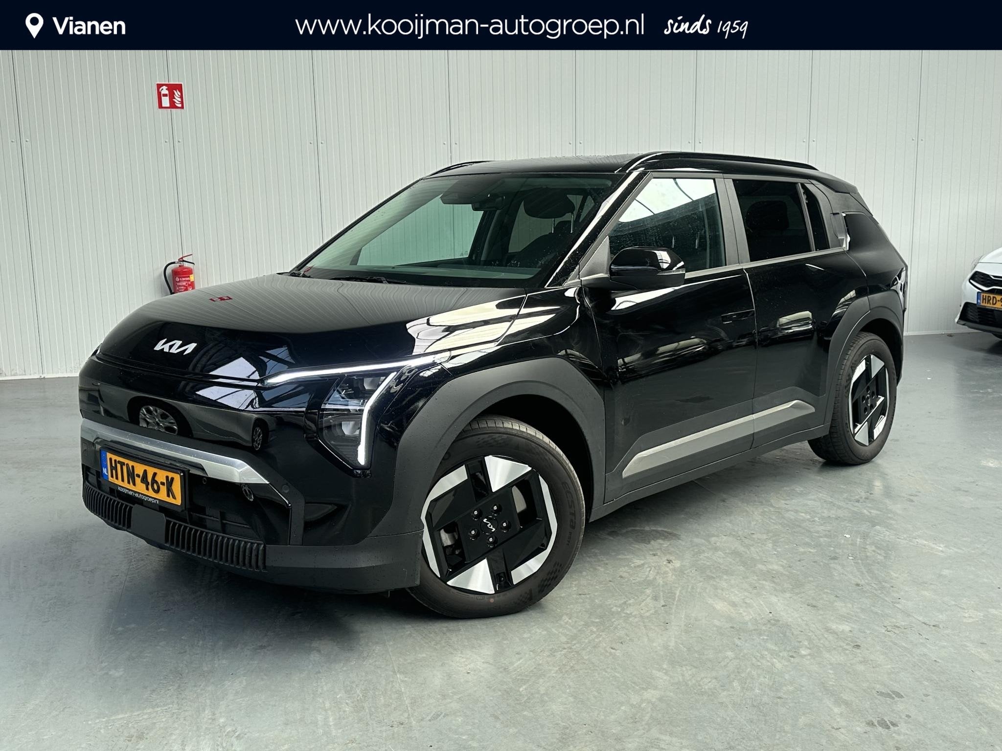Kia EV3 Plus 81.4 kWh BTW auto, 1e eigenaar, Auto's, Stof, Zwart, Origineel Nederlands, 204 pk