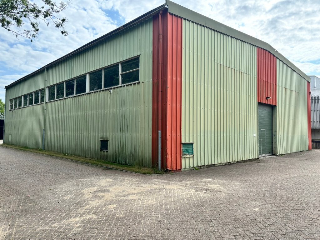 Gedemonteerde hal staalconstructie 21x29m¹ – 7,25 goothoogte, Ophalen