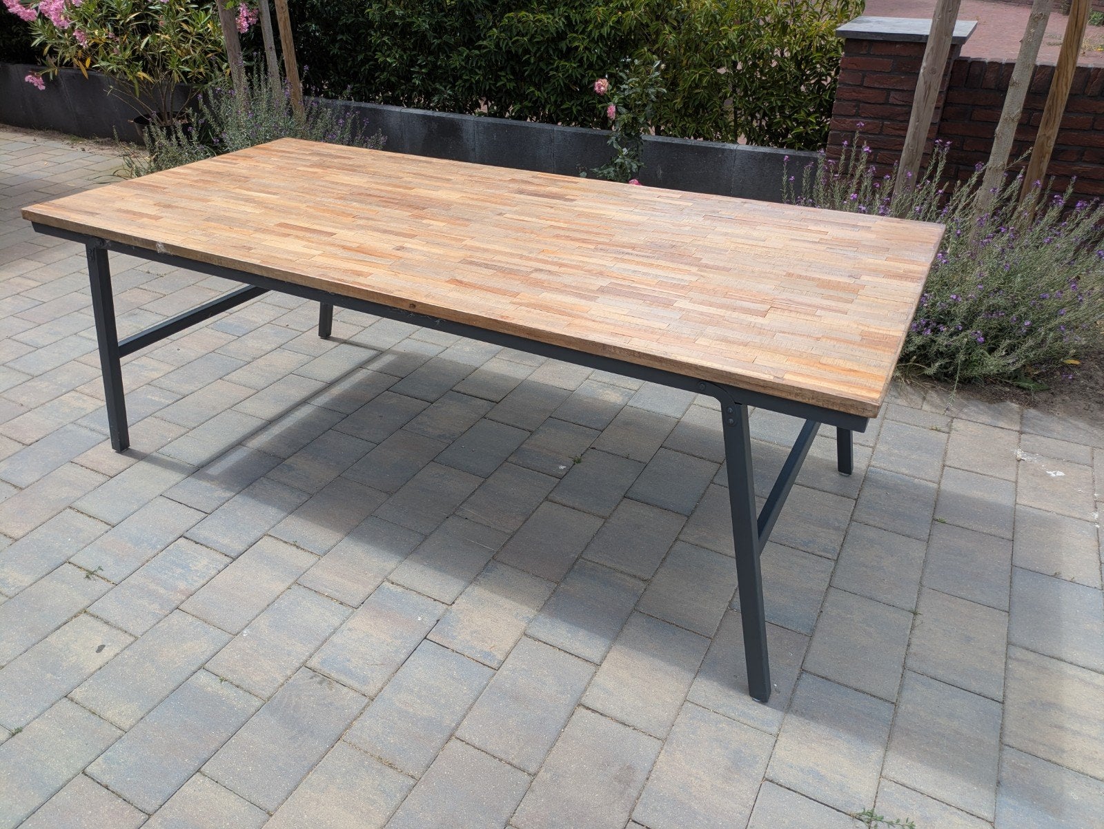 Robuuste eettafel met inklapbare stalen poten (100x220cm), Huis en Inrichting, Tafels | Eettafels, Gebruikt, 100 tot 150 cm, 200 cm of meer