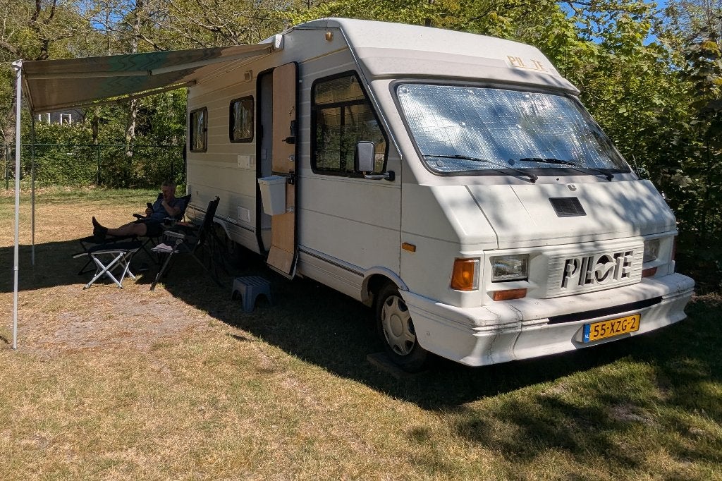 Vintage off grid integraal camper, Caravans en Kamperen, Campers, Integraal, Achteruitrijcamera, Particulier, 6 tot 7 meter