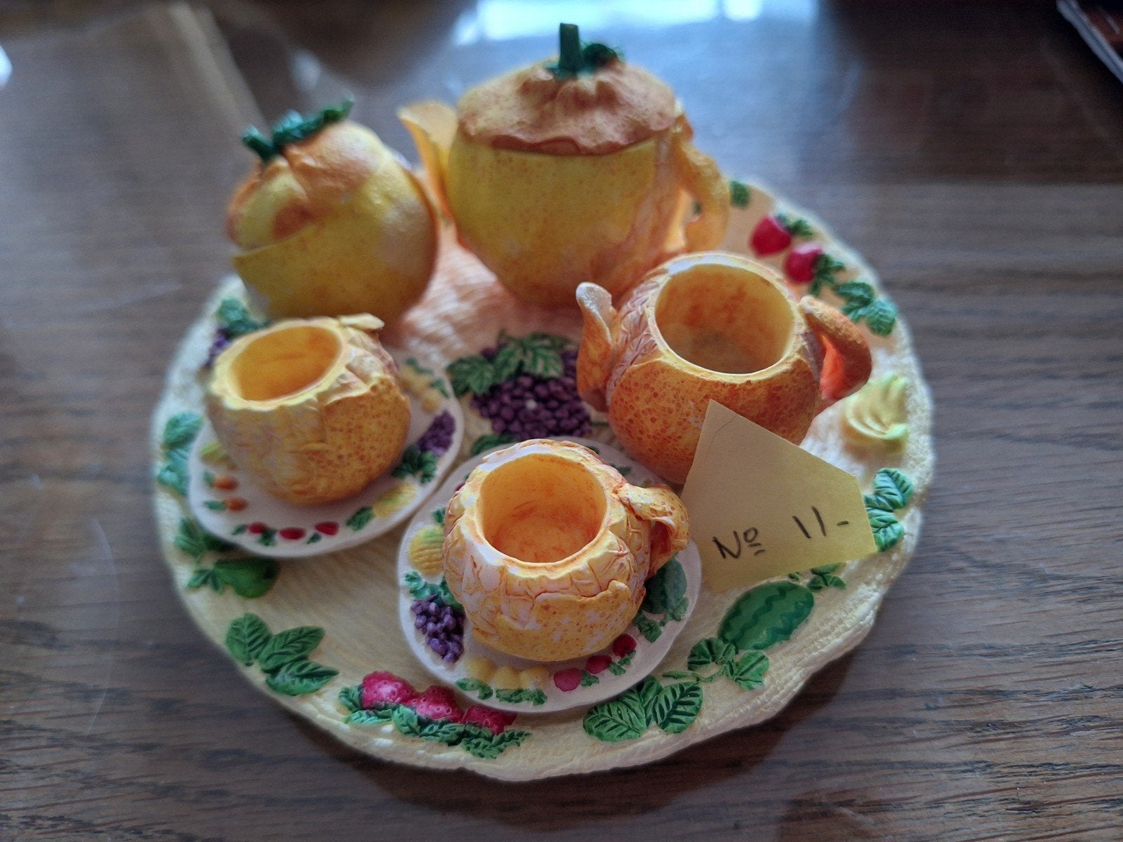 Miniatuur theeserviesje in fruit-thema, Ophalen of Verzenden