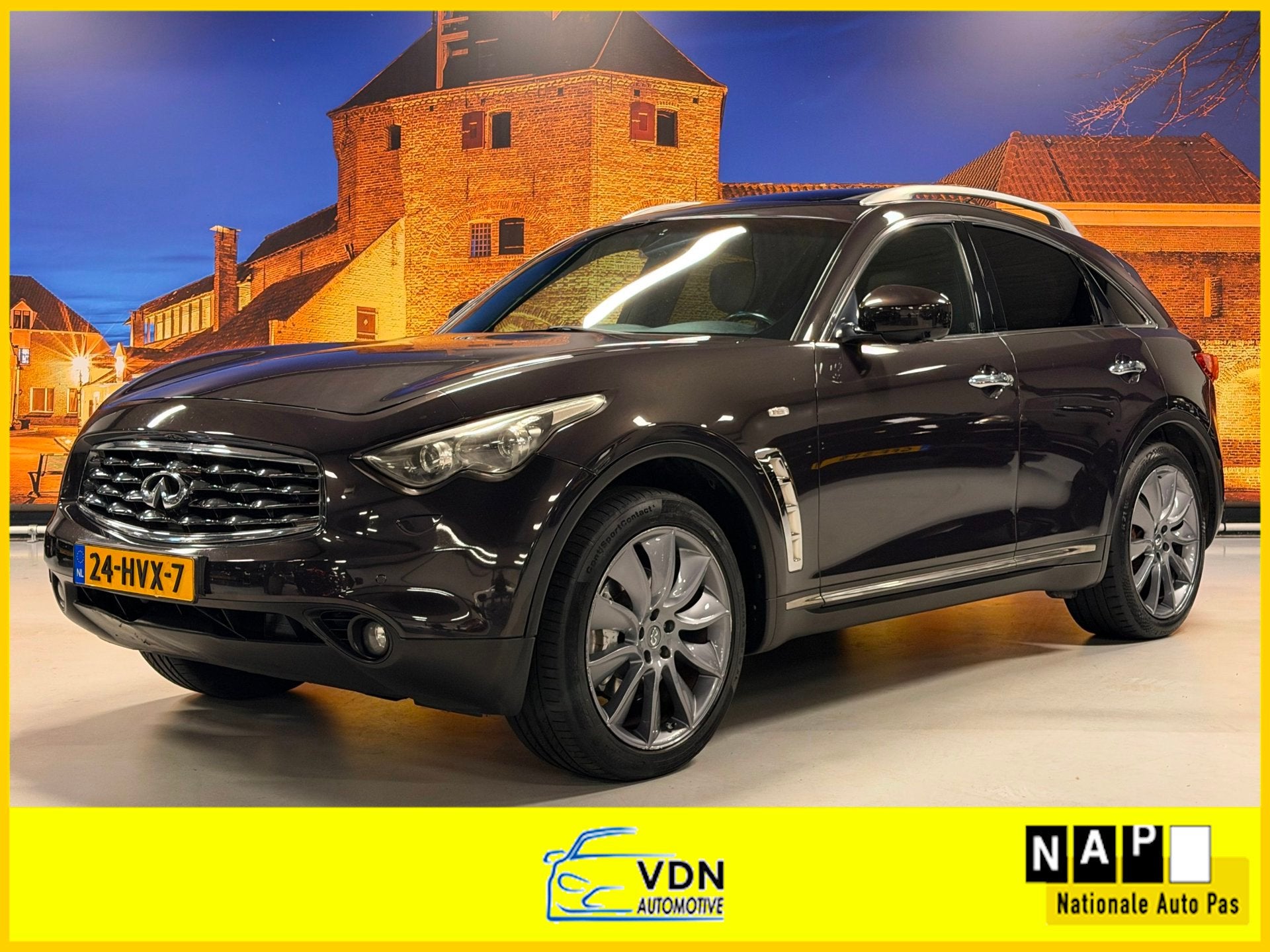 Infiniti FX 50 S Premium Automaat Leer Bose Camera Trekhaak, Auto's, Automaat, Gebruikt, 8 cilinders, 138 €/maand