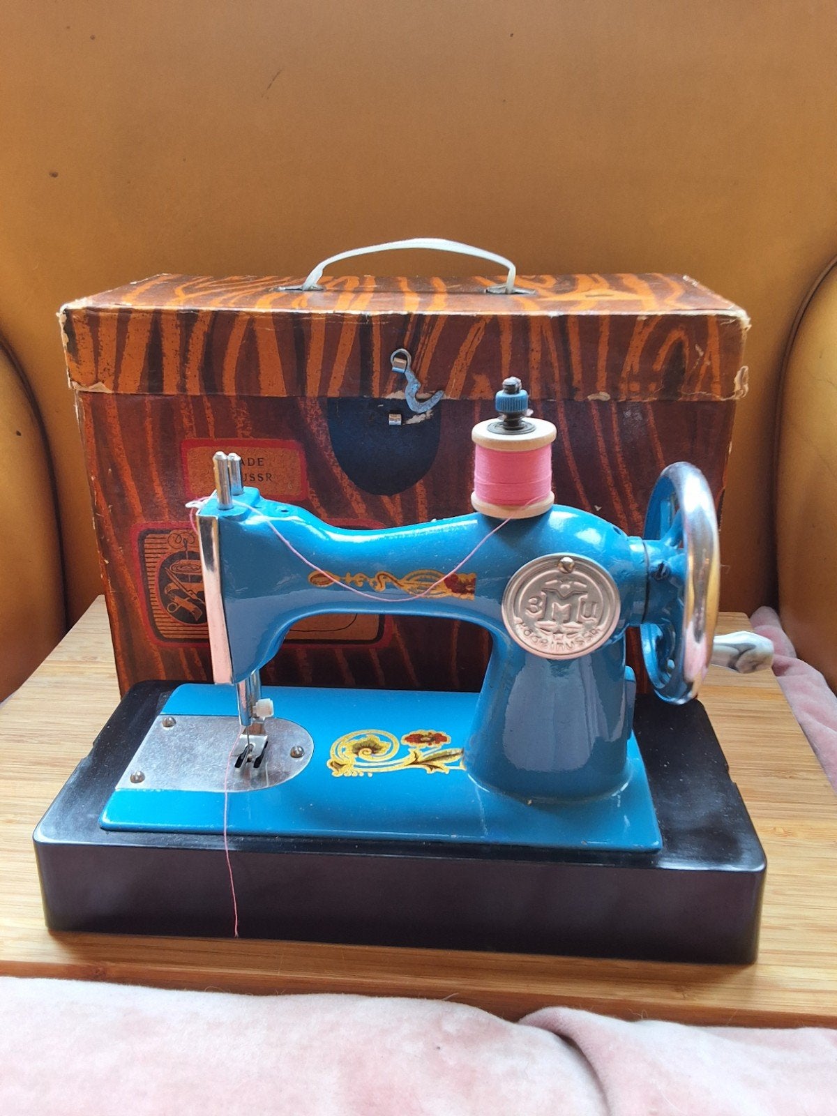 Vintage kinder naaimachine - Made in USSR 3mu, Ophalen of Verzenden