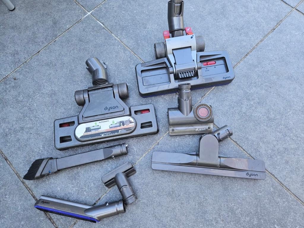 Dyson DC52 onderdelen - Borstels en accessoires, Witgoed en Apparatuur, Onderdelen en Toebehoren, Ophalen of Verzenden