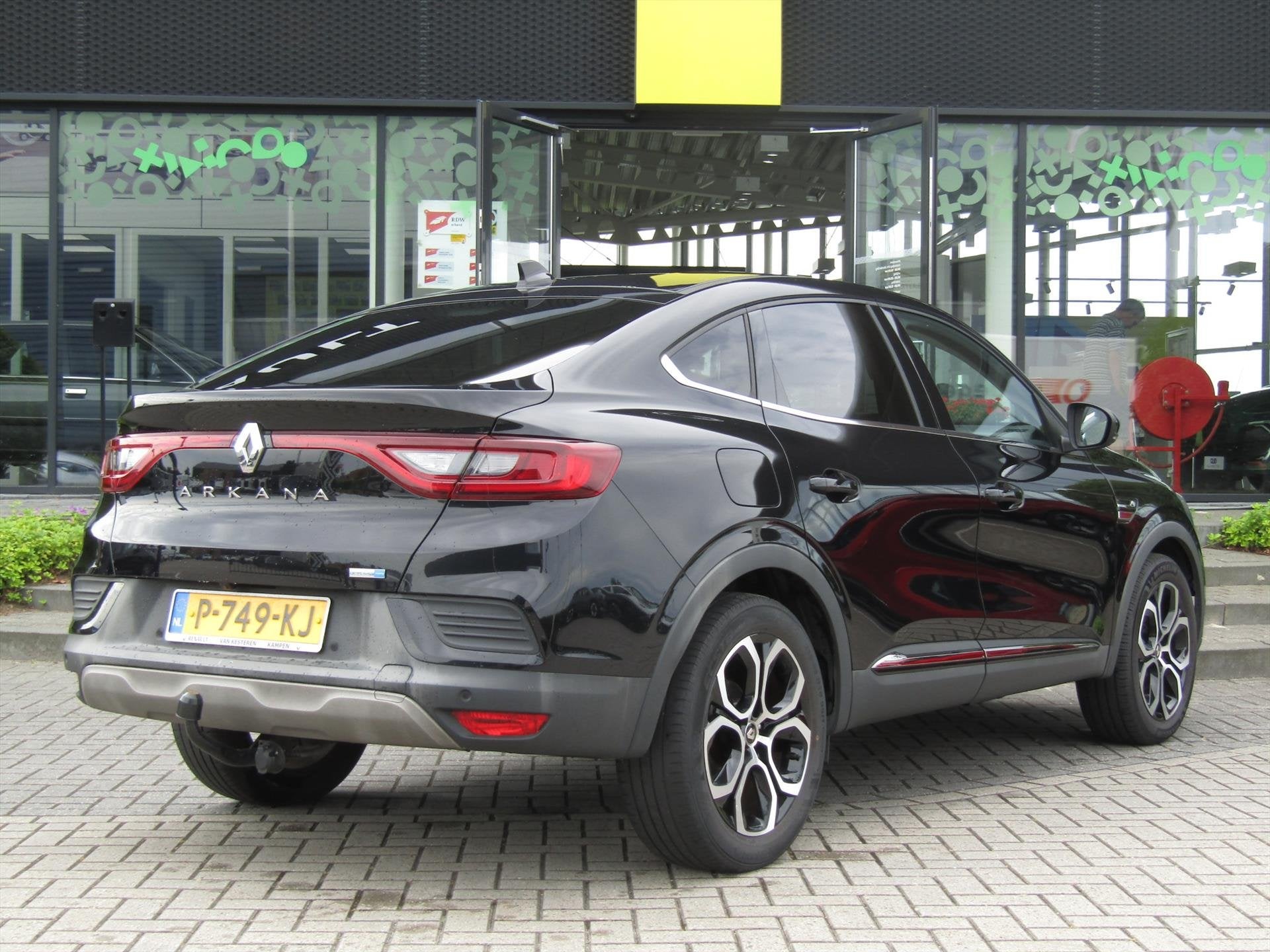 RENAULT Arkana 1.6 E-TECH Hybrid 145pk Aut Intens / Trekhaak, Gebruikt, 4 cilinders, Leder en Stof, Zwart