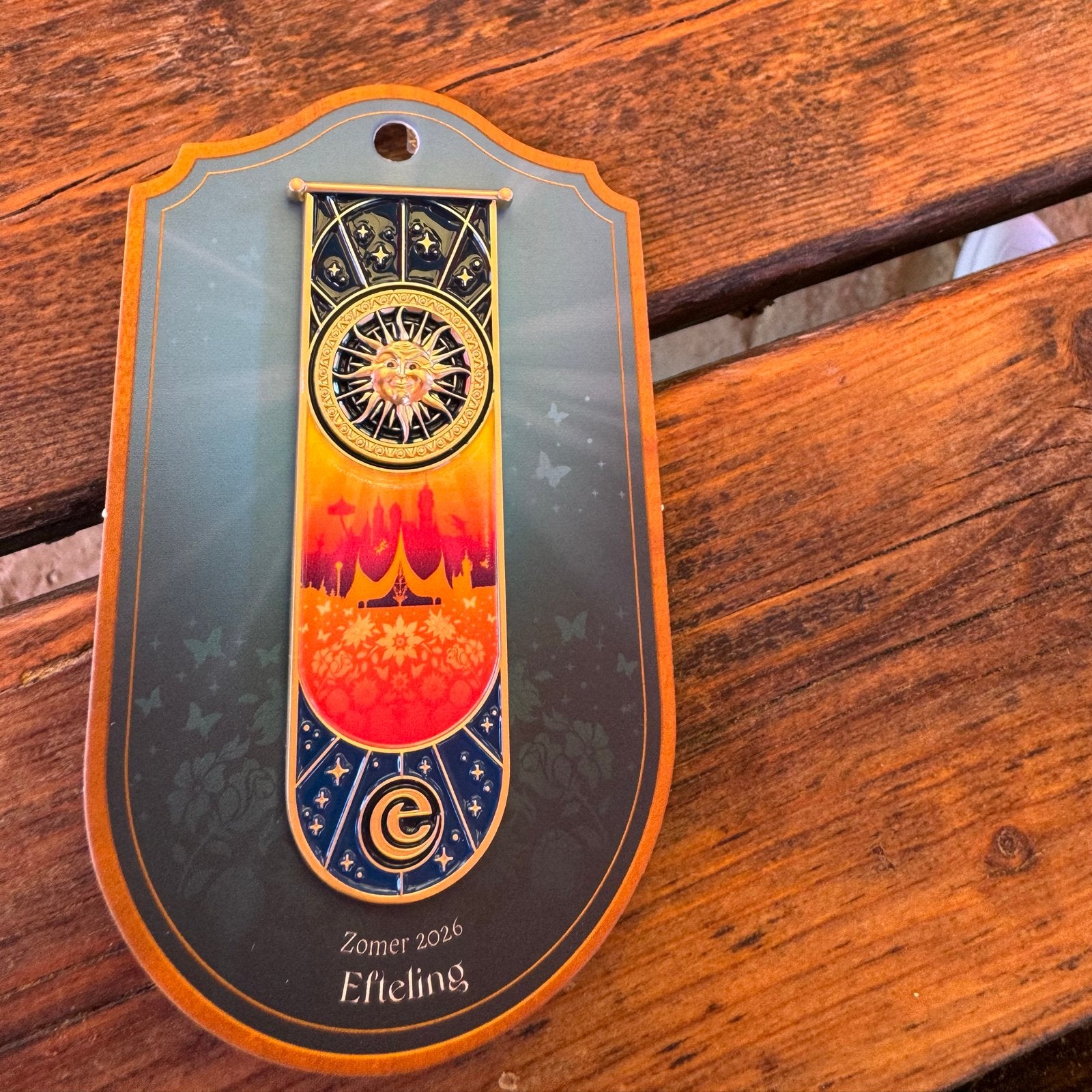 Efteling Zomer Pin 2026 - Nummer 5/5 - Maak je collectie com, Verzenden, Nieuw, Button of Speldje
